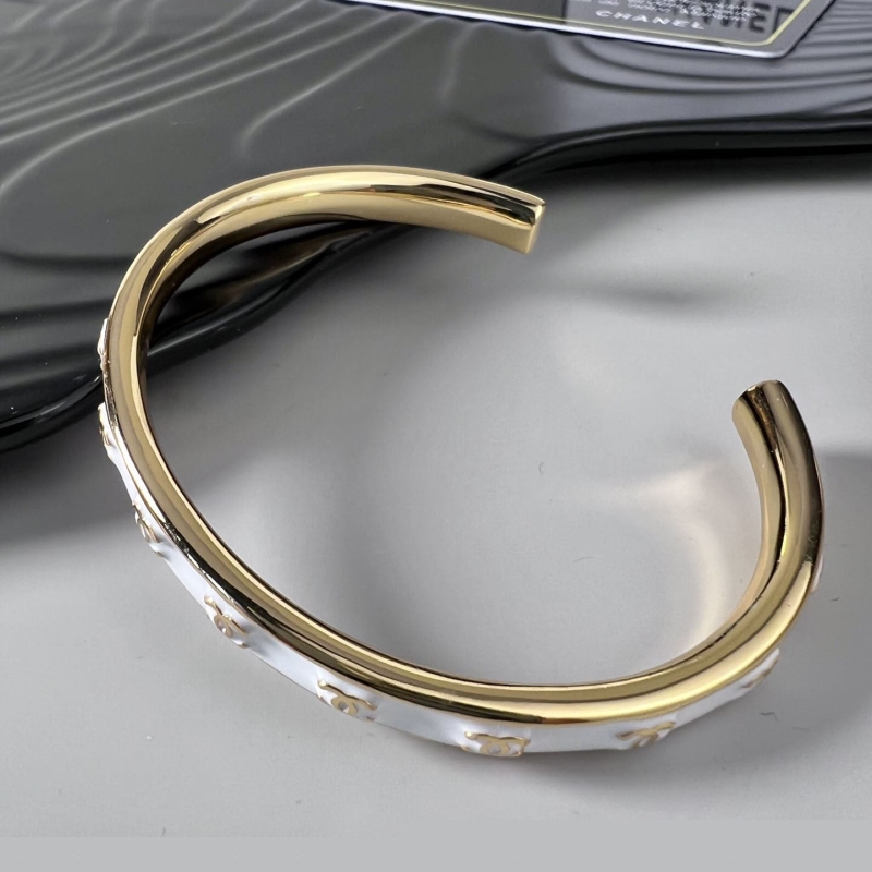 Ch*el bracelets